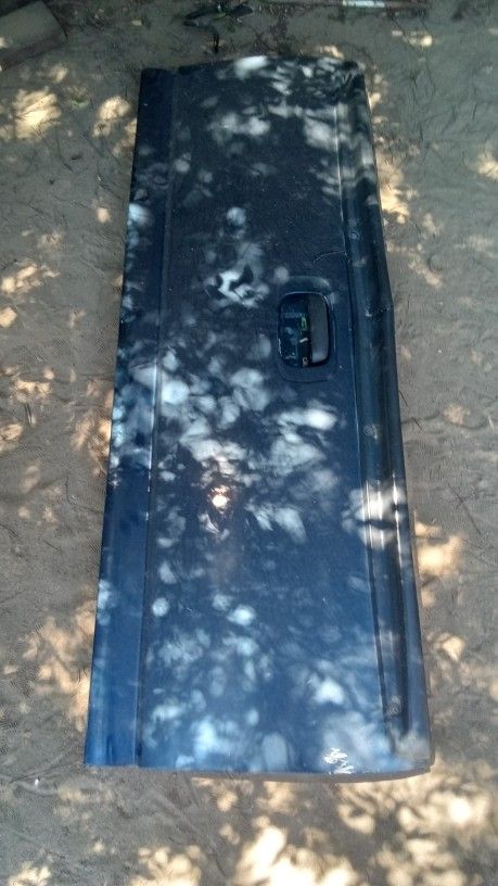 Chevy Silverado  Tailgate