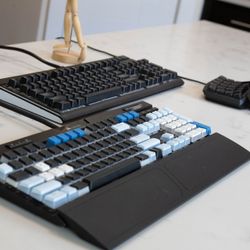 Gaming Keyboards- Moveout Sale