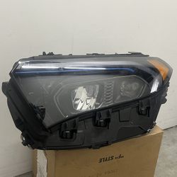 2022-2025 W243 EQB300 MERCEDES BENZ LEFT DRIVER SIDE HEADLIGHT FULL LED BLUE TRIM IN EXCELLENT CONDITION 