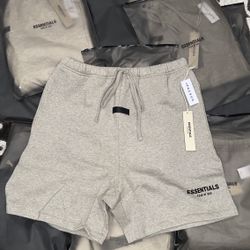 Essential Shorts 