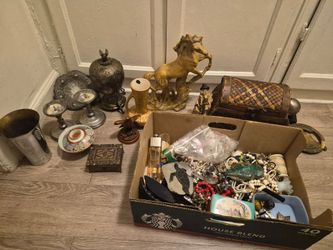 Large Estate Lot: Vintage Decor, Collectibles & Mystery Jewelry Box