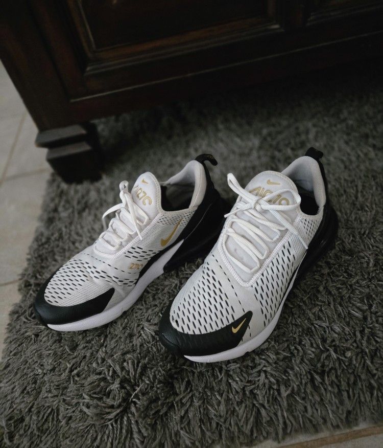 Nike Air Max 270