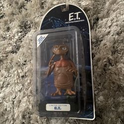 ET TOYS R US EXCLUSIVE 