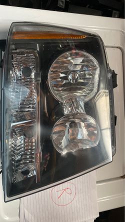 Chevrolet Suburban / Tahoe Tail Lights 07 08 09 10 11 12 13 14 OEM