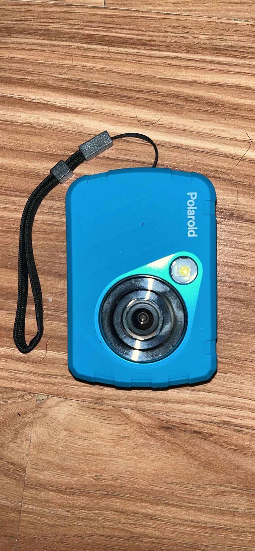 POLAROID WATERPROOF CAMERA