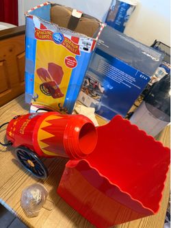 Popcorn maker