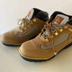 Timberland Junior Field Boots Size 6
