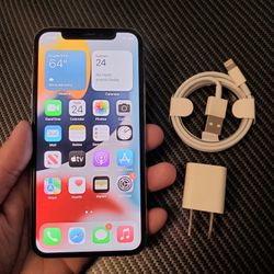 iPhone X - UNLOCKED - Like New 
