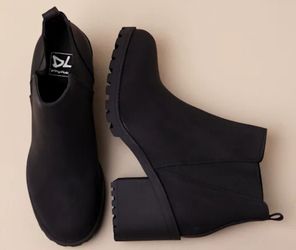 Dirty Laundry Booties