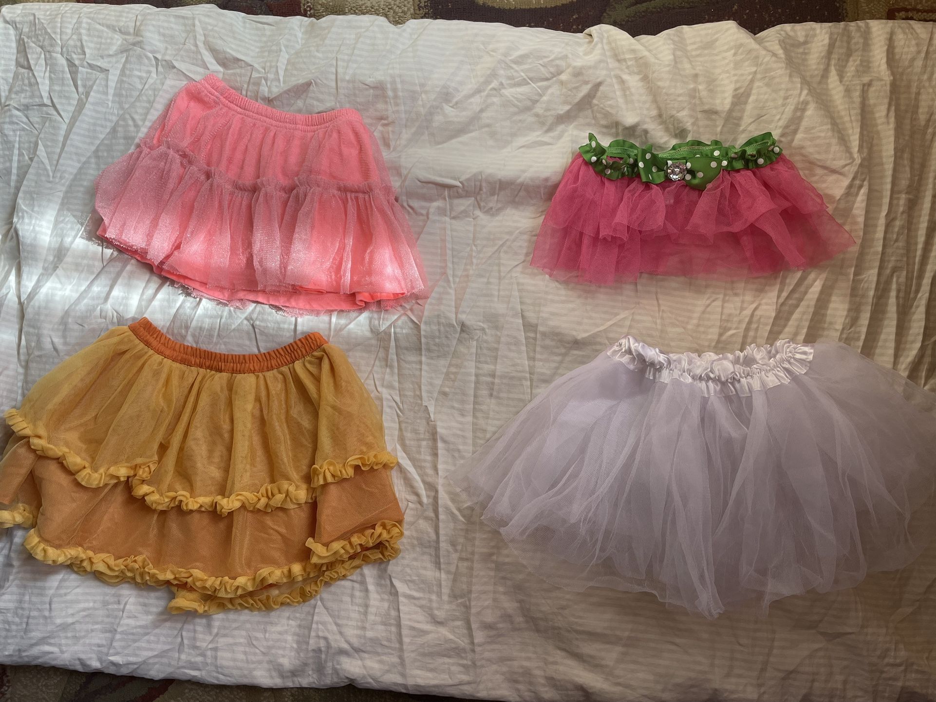Lot of 5 Girls Tulle Ruffle Fairy Skirts 3T but waistband is elastic