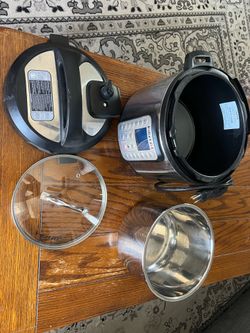 Instant Pot Pressure Cooker and Slow Cooker