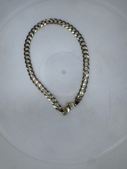 Cuban link bracelet