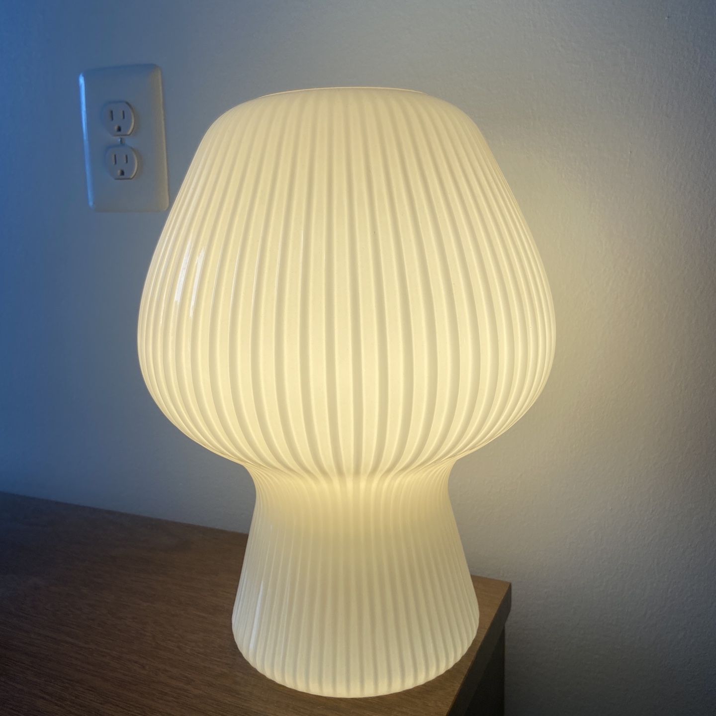 West elm ribbed glass table lamp deals