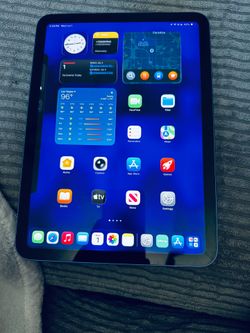 iPad  10.9 inch blue