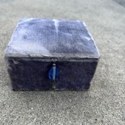 Vintage Empty Blue/purple Jewelery Box 