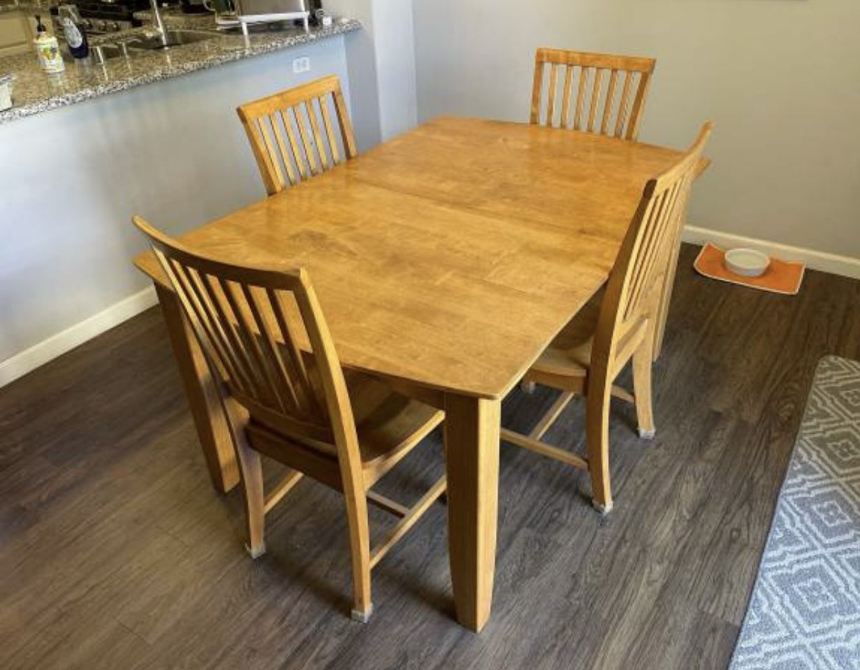 Kitchen Table And Chair Set for Sale in San Diego, CA - OfferUp