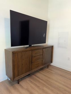 Dresser/Media Console