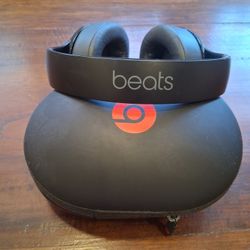 Beats Studio Pro Noise Canceling Headphones 