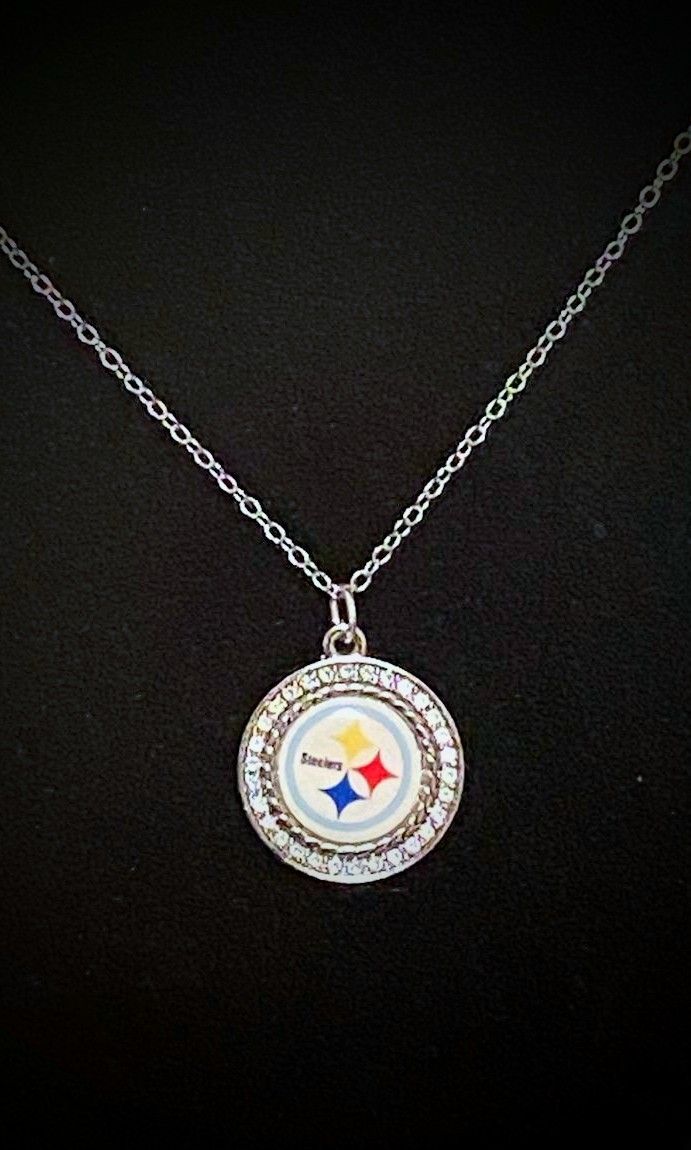 Blinged Out Iced NFL Team chain and charms.. ALL 32