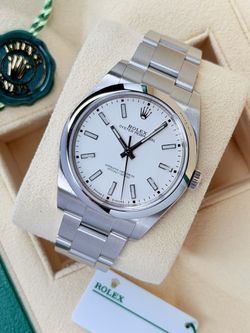 Rolex Oyster Perpetual 39 w/ White Dial