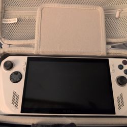 Asus ROG Ally Portable Windows 11 Game Box