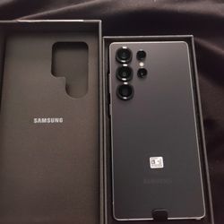 Unlocked Samsung S25 Ultra  256 GB