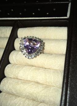 Sz 8 Light Purple triangle.925 ring