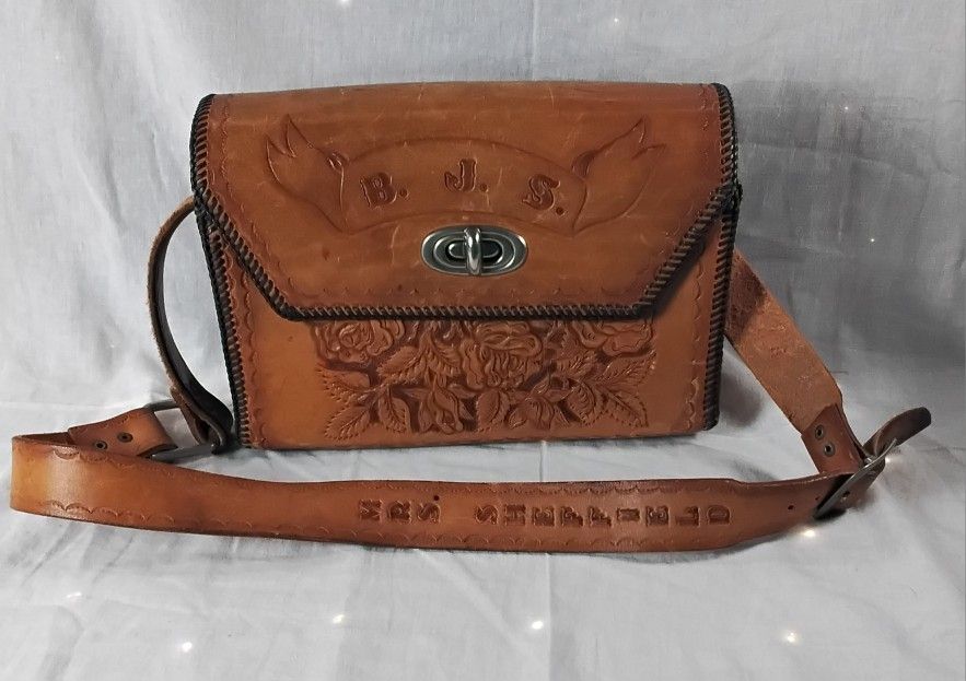 Leather Saddle Bag Purse with Leather Wallet Floral Pattern