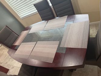 Dining room table