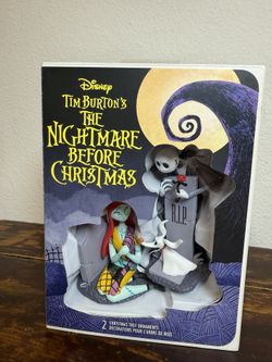 Hallmark NIGHTMARE BEFORE CHRISTMAS Jack & Sally 2 Ornament Boxed Set
