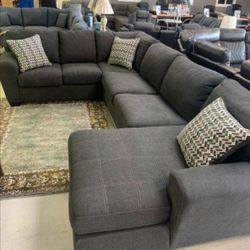 Brand New Ashley Couch. Slate Oversized Sectional 
