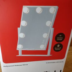 Hollywood vanity mirror