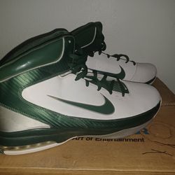Nike Airmax Man Size 20 ( Huge ) Never Used 