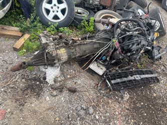 2005 Chevrolet Tahoe for parts transmission
