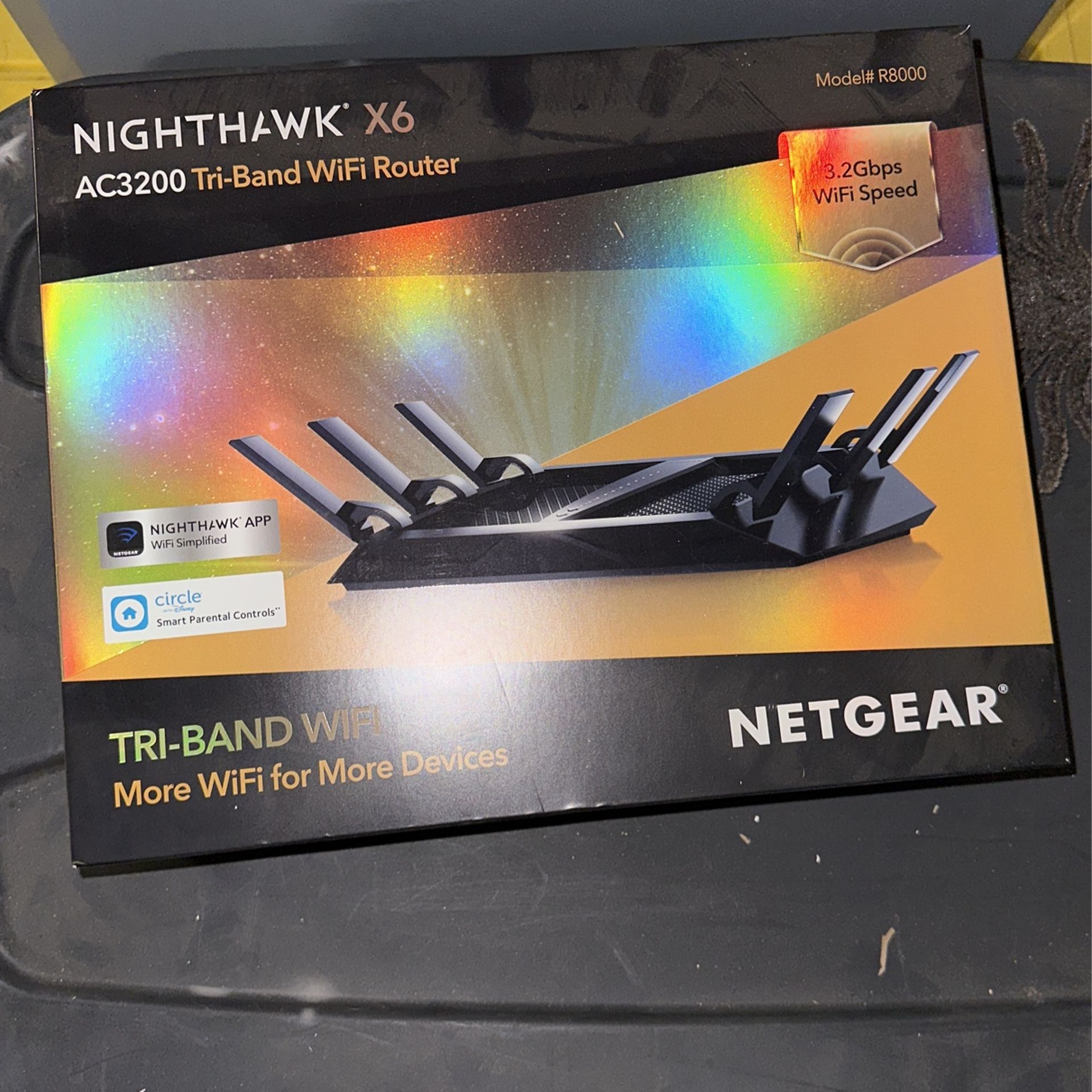 NIGHTHAWK WIFI ROUTER