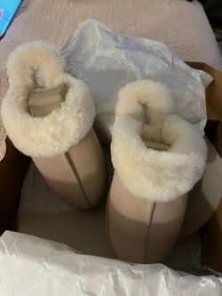 Women’s Ugh slippers
