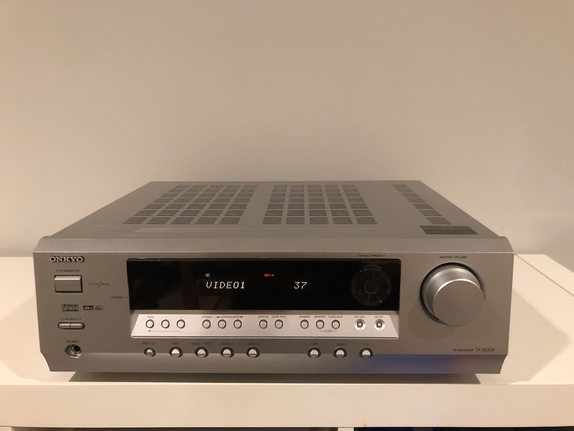 Onkyo TX-SR304 5.1 home theater receiver