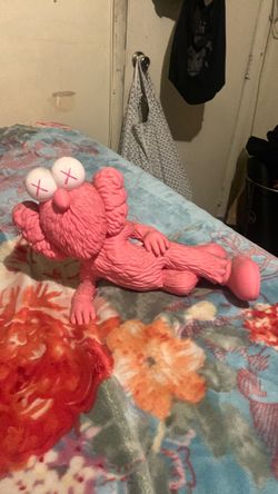 KAWS statue