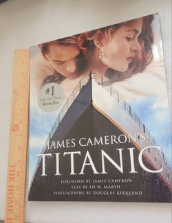 N. Peoria James Cameron's Titanic Softcover book lots of photos Description Has Location Options