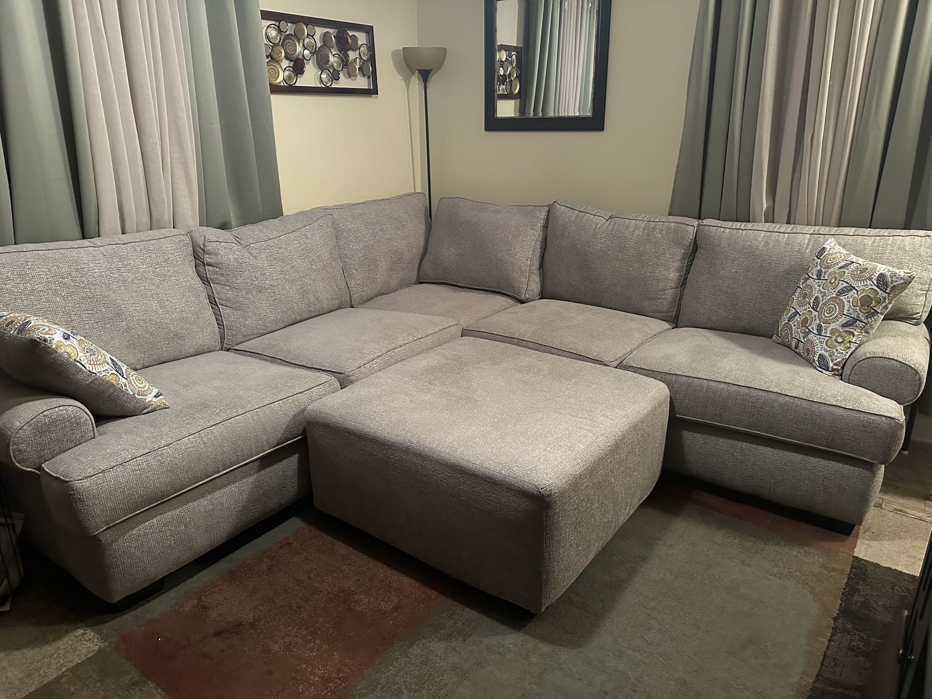 Sectional Couch with Ottoman