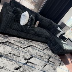 Sectional & Free Rug Promotion 