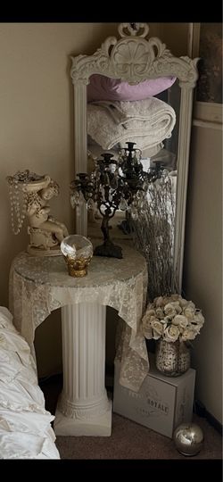 Everything in Picture.. $75.00