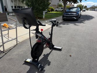 Peloton Bike