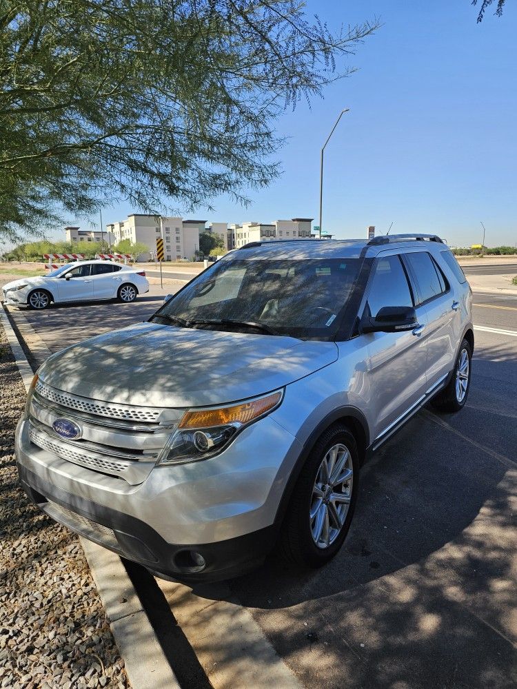 2014 Ford Explorer