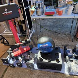 Garage Sale In HILLSBORO 