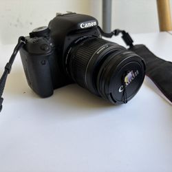 Canon Eos Rebel T3i Camera 📸 