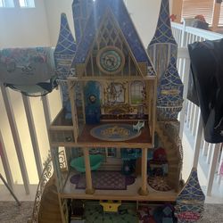 Disney Cinderella Wooden Castle 