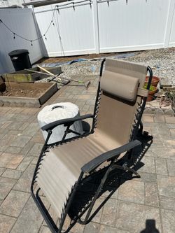 Reclining/floating outdoor chairs