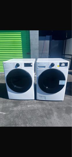 LG Washer and Dryer Combo