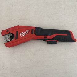 Milwaukee M12 12V Lithium-Ion Cordless Copper Tubing Cutter (Tool-Only)